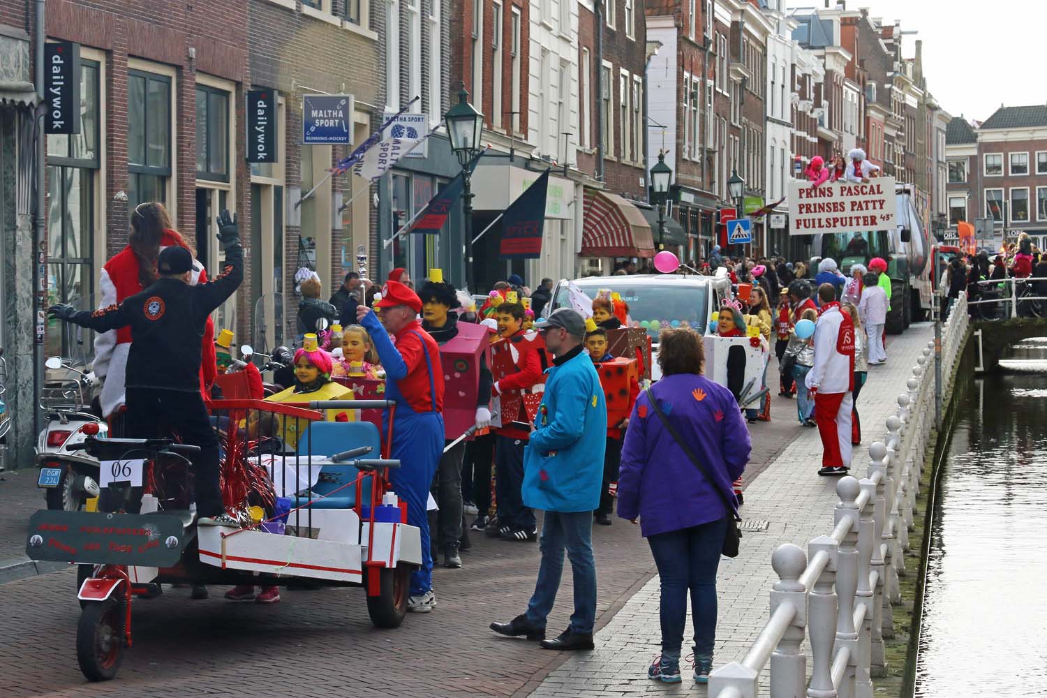 Carnavalsoptocht Delft - 25 februari 2017